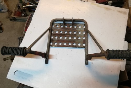Pedane riparo motore moto - pedane,
