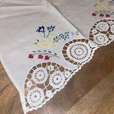 Grembiule Ricami e Merletto Fatto Tutto A Mano 