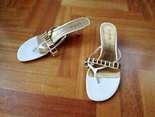 Scarpe Sandali Bassi Infradito GUESS by Marciano Bianchi E Dorati 40