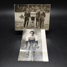 Lotto di due 2 fotografie del ciclista Costante Girardengo con retro annotato