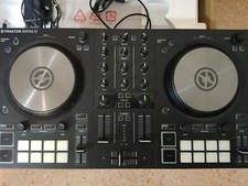 CONTROLADORA DJ TRAKTOR