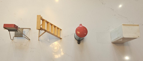 Mobili per bambole vintage - ,