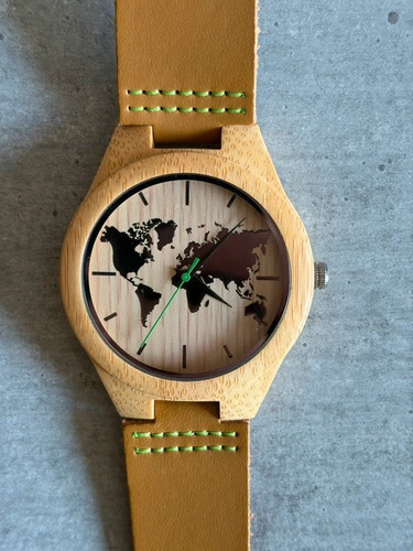 Orologio legno con mondo - orologio,