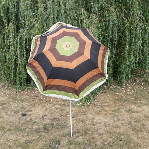 Ombrellone basculante vintage