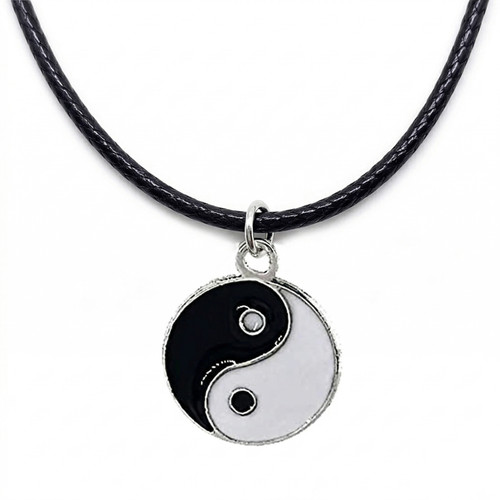 Collana nera girocollo con - nera,