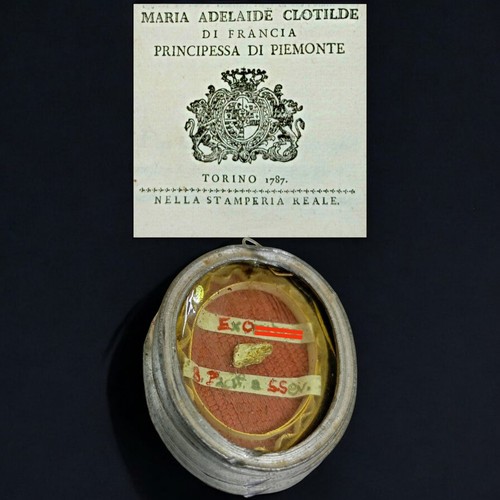 Reliquiario libro beato - e,