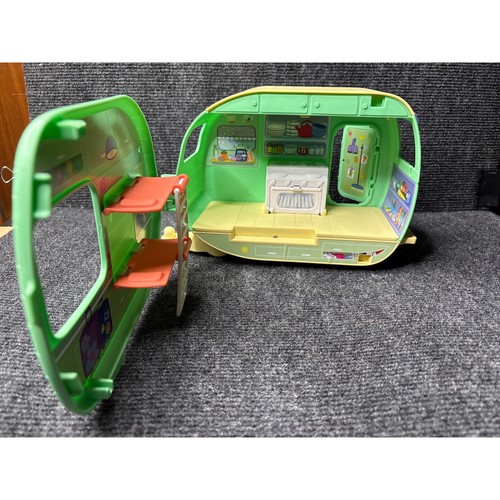 Peppa pig caravan camper van - pig,