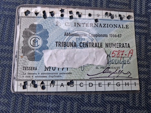 Tessera abbonamento stadio