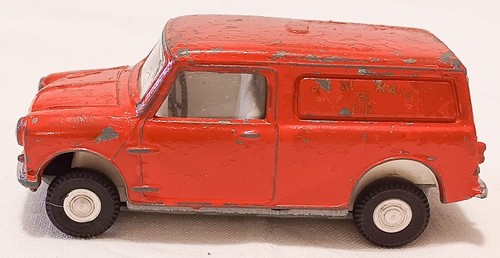 Spot morris mini van good - on,