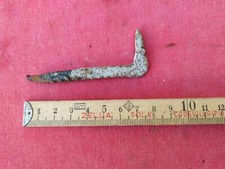 chiodo antico gancio piegato