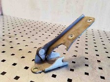 Cerniera cofano anteriore