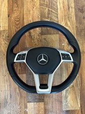 Volante sportivo Mercedes AMG