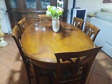 Tavolo in noce allungabile con sedie - come nuovo