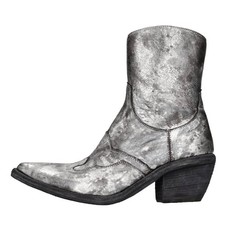 3857 Ankle Boots And Fringes