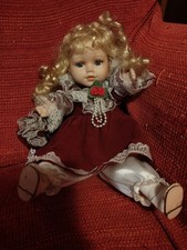 Bambola carillon vintage