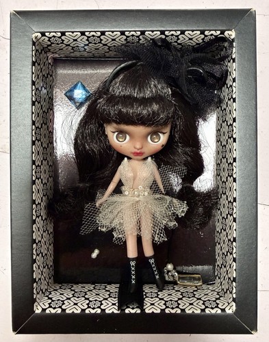 Miss felix plum ooak custom - felix,