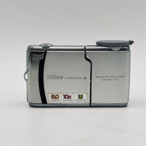 Nikon coolpix argento 0 - argento, 6,0