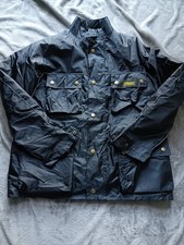 Giacca belstaff originale nera, con giubbotto interno ed è impermeabile e righe.