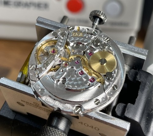 Manutenzione orologio per - orologio,