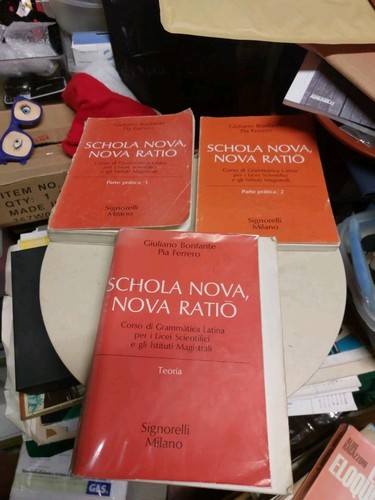 Lotto libri latino versioni - lotto,