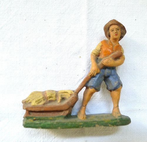 Vecchia statuina pasta - vecchia,
