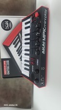 CONTROLADOR MIDI AKAI MPK MINI