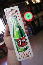SCARCE ANNI 50 7UP SIP IT