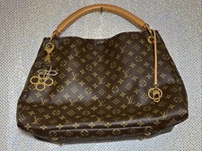 Louis Vuitton Galliera Hobo
