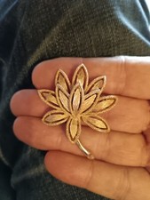  2 Spille Vintage 1/20 Riempite Oro 12k Firmate GFCT È spilla anni 70 fiore avon