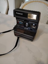 Macchina fotografica istantanea vintage Polaroid OneStep Close-Up utilizza pellicola 600 testata e funzionante