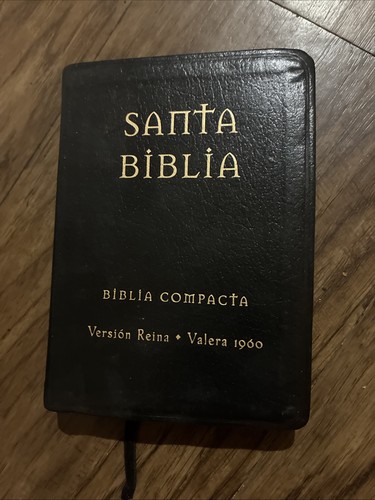 Santa biblia version - santa, reina