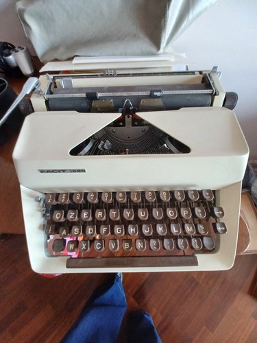 Macchina per scrivere facit - macchina,