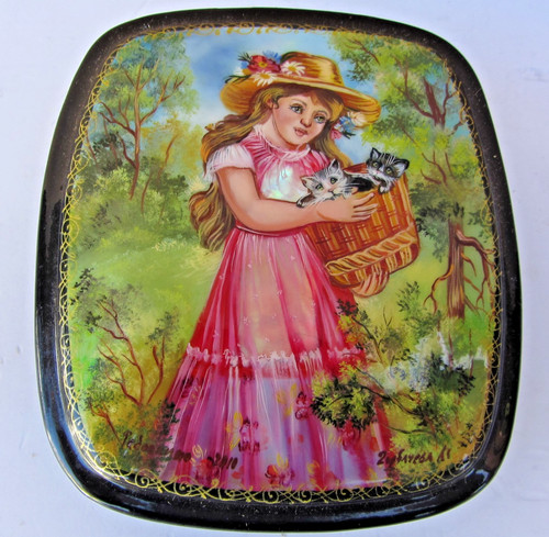 Raffinata scatola russa - russa, in