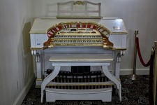 Organo a canne Wurlitzer installato 1927 Teatro del Campidoglio eleganti spettacoli