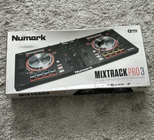 Numark Mixtrack Pro 3 All-in-One Controller Soluzione per Serato DJ Software Nuovo