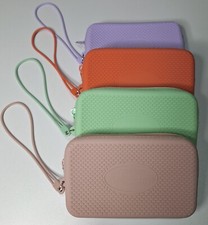 Pochette in silicone con Logo