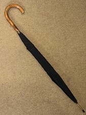 Antico ombrello nero - manico