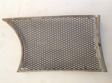 ALFA ROMEO GIULIA GT 1300 1600 SCALINO MASCHERINA GRIGLIA DX    GRILL