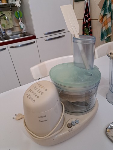 Philips cucina hr7638 robot - philips,