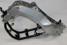 Cornice + Cornice Con