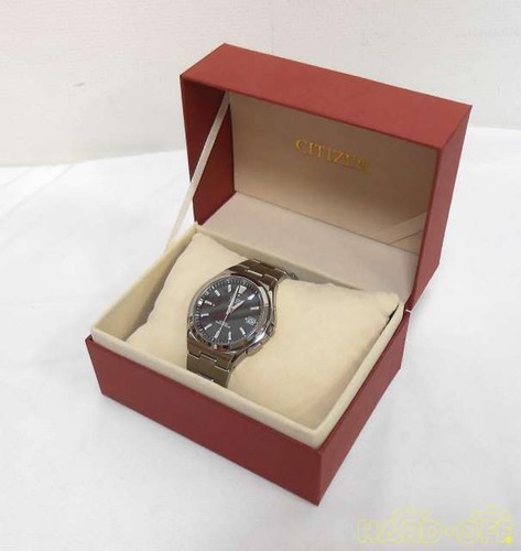 Orologio radiocomandato solare