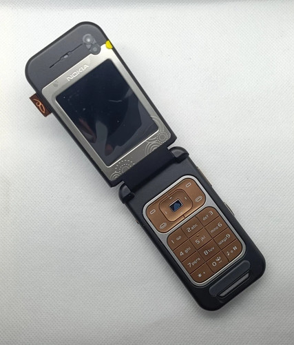 Cellulare nokia 7390 - cellulare,
