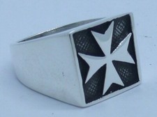 ANELLO CROCE DI MALTA ARGENTO