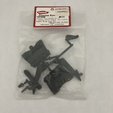 KYOSHO TR104B SET SUPPORTO ALA PARAURTI (DBX/DST/DBXVE/DRX) NOS NUOVO CON SCATOLA