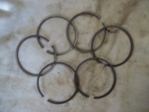 Anelli pistone vintage