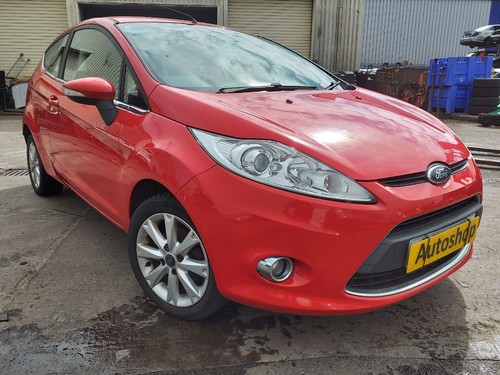 Ford fiesta zetec mk7 - fiesta, scatola