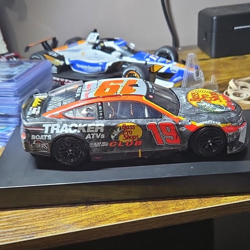Martin truex bass pro - martin,