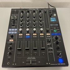 Pioneer DJM-900NXS2 con