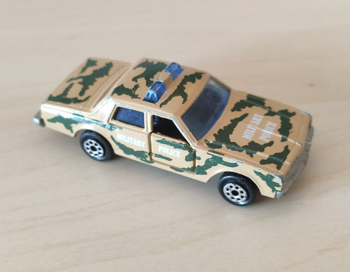 Majorette chevrolet impala - majorette,
