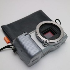 Fotocamera digitale mirrorless